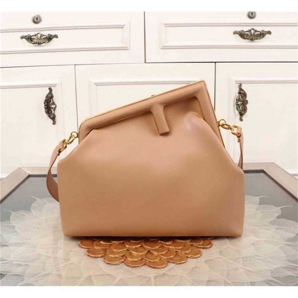 designer fend bag handbags first series luxurys handbags women first metal wrapped dinner handbag single shoulder messenger 21yo zc
designer fend bag handbags first series luxurys handbags women first metal wrapped dinner handbag single shoulder messenger 21yo zc