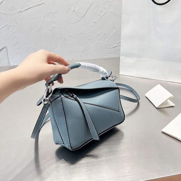 shoulder bags designer tote handbag women geometrical jigsaw designers bag leather handbags crossbody purses 220824
shoulder bags designer tote handbag women geometrical jigsaw designers bag leather handbags crossbody purses 220824