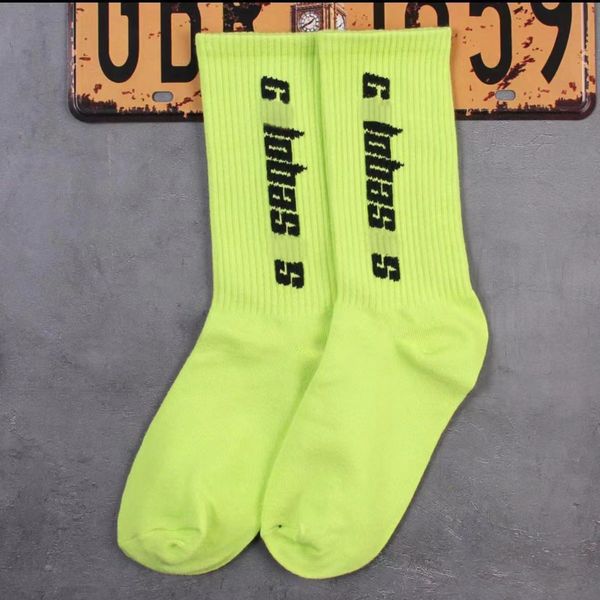 designer mens womens socks five pair luxe sports winter mesh letter printed sock embroidery cotton man woman 3 zrzu, Black
designer mens womens socks five pair luxe sports winter mesh letter printed sock embroidery cotton man woman 3 zrzu, Black