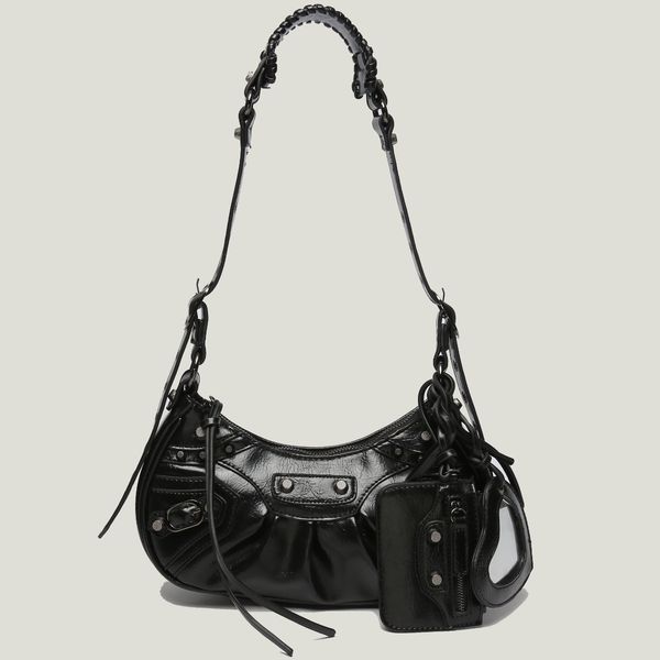 designers bags women shoulder bag handbag rivet package rivet locomotive package messenger crescent bag fashion metallic handbags classic 3
designers bags women shoulder bag handbag rivet package rivet locomotive package messenger crescent bag fashion metallic handbags classic 3