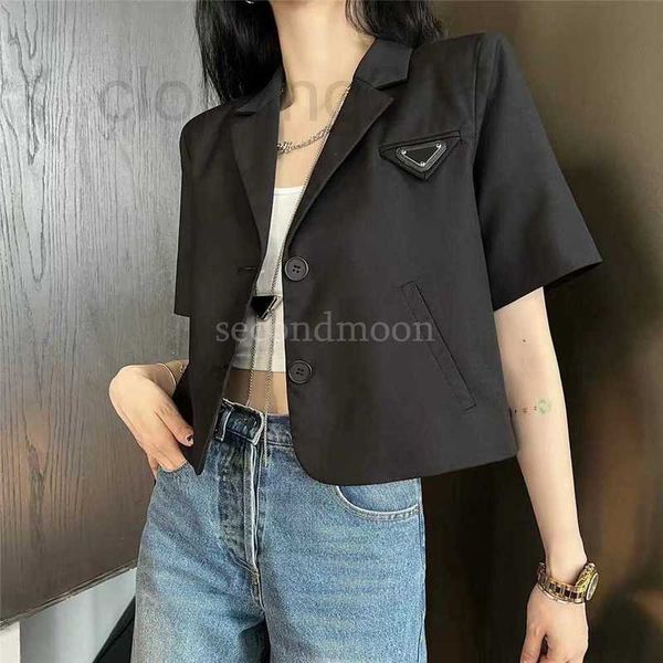 women's jackets designer triangle badge women fashion short jacket single breasted sleeve coat for woman y5dc, Black;brown
women's jackets designer triangle badge women fashion short jacket single breasted sleeve coat for woman y5dc, Black;brown