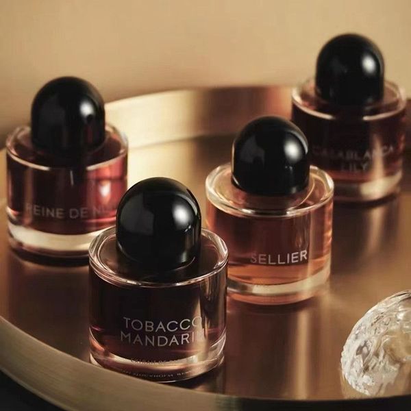 perfume set 10ml*4 pieces suits reine de nuit sellier casablanca lily tobacco mandarin spray for gift extrait de- parfum oriental notes char
perfume set 10ml*4 pieces suits reine de nuit sellier casablanca lily tobacco mandarin spray for gift extrait de- parfum oriental notes char
