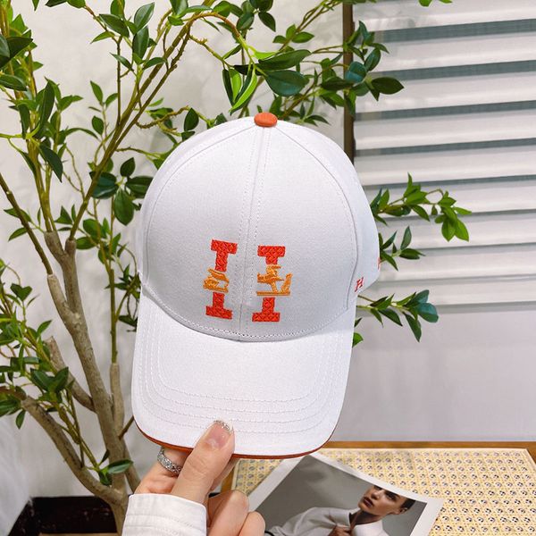 luxury designer baseball cap fashion classic simple style men and women universal design temperament sunshade outdoor travel applicability, Blue;gray
luxury designer baseball cap fashion classic simple style men and women universal design temperament sunshade outdoor travel applicability, Blue;gray