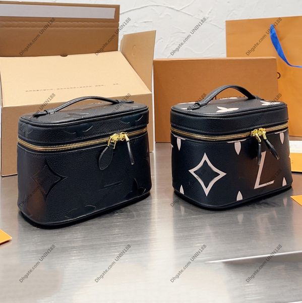 classic print women nice cosmetic bags handbag luxurys designers shouder crossbody bag genuine leather messenger ladies travel handbags 20cm
classic print women nice cosmetic bags handbag luxurys designers shouder crossbody bag genuine leather messenger ladies travel handbags 20cm