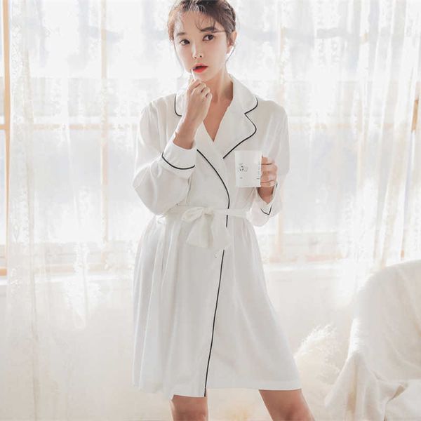 pajamas body warmer spring and summer women's nightgown morning long sleeve lace up noble bath ice silk satin home clothes, Black;red
pajamas body warmer spring and summer women's nightgown morning long sleeve lace up noble bath ice silk satin home clothes, Black;red