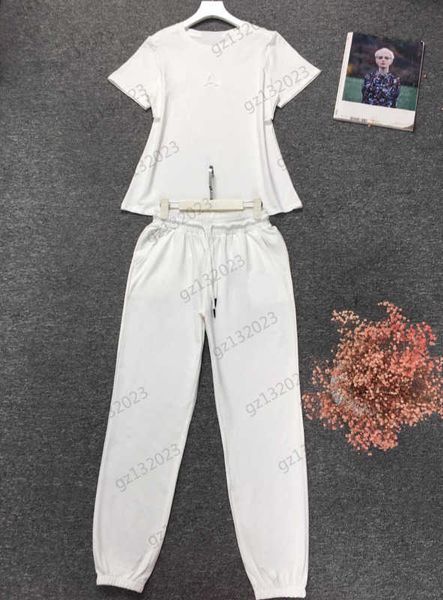 womens two piece pants letters printed crewneck short sleeve cotton t-shirt elastic waist drawstring casual joker trousers designer two piec, White
womens two piece pants letters printed crewneck short sleeve cotton t-shirt elastic waist drawstring casual joker trousers designer two piec, White