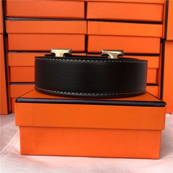 2023 fashion designer belt of mens and women big buckle luxury belts classic brand with box, Black;brown
2023 fashion designer belt of mens and women big buckle luxury belts classic brand with box, Black;brown