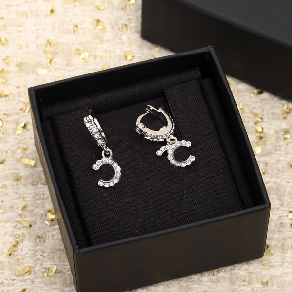 2023 luxury quaity charm drop earring with diamond in silver plated have box stamp ps3171, Golden
2023 luxury quaity charm drop earring with diamond in silver plated have box stamp ps3171, Golden