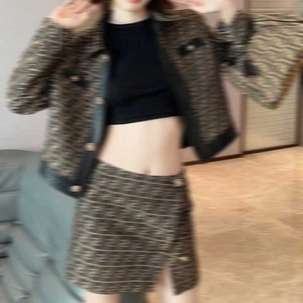 designer b139 released women jaket pants short clothes double f outerwears crew neck luxury brand clothing long sleeves leisure style c2t7, White
designer b139 released women jaket pants short clothes double f outerwears crew neck luxury brand clothing long sleeves leisure style c2t7, White