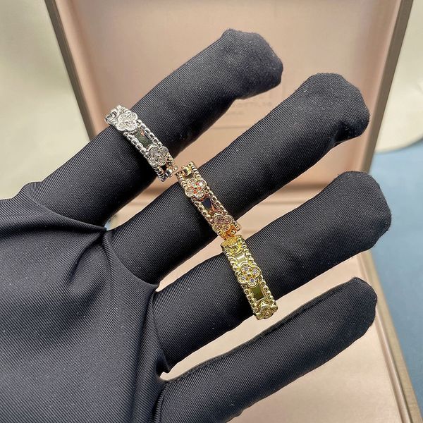 platinum designer ring for women luxury clover gold diamond ring women men engagement ring rose gold jewelry for lovers couple gift, Silver
platinum designer ring for women luxury clover gold diamond ring women men engagement ring rose gold jewelry for lovers couple gift, Silver