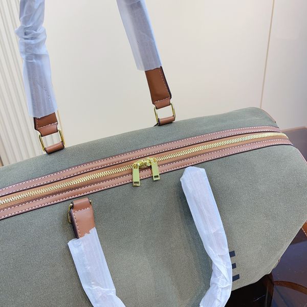 duffle bag luggage designer travel bag ladies travel designers handbags travelling fashion classic large capacity laggages
duffle bag luggage designer travel bag ladies travel designers handbags travelling fashion classic large capacity laggages