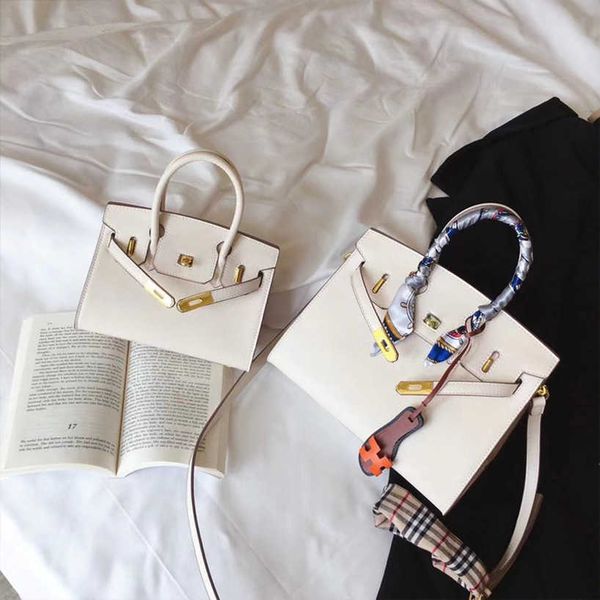 ladies bags 47%off new fashion handbag high leather women's one shoulder crossbody bag design handbags for women
ladies bags 47%off new fashion handbag high leather women's one shoulder crossbody bag design handbags for women