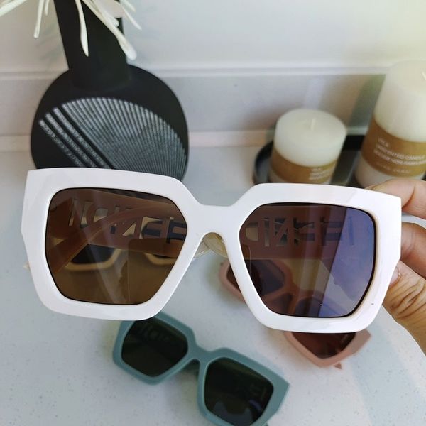 fashion women's summer sunglasses designer sunshade glasses outdoor beach round big faces 2023 new uv-proof sun glasses for woman wide, White;black
fashion women's summer sunglasses designer sunshade glasses outdoor beach round big faces 2023 new uv-proof sun glasses for woman wide, White;black