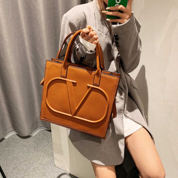 bag winter hand large shoulder women's bag one-shoulder simple messenger handbag purse
bag winter hand large shoulder women's bag one-shoulder simple messenger handbag purse