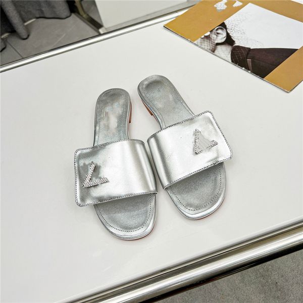fashion slippers 2023 louiseity luxury design summer men flat women slope heel leather rubber letter logo casual sandals viutonity 05-002, Black
fashion slippers 2023 louiseity luxury design summer men flat women slope heel leather rubber letter logo casual sandals viutonity 05-002, Black