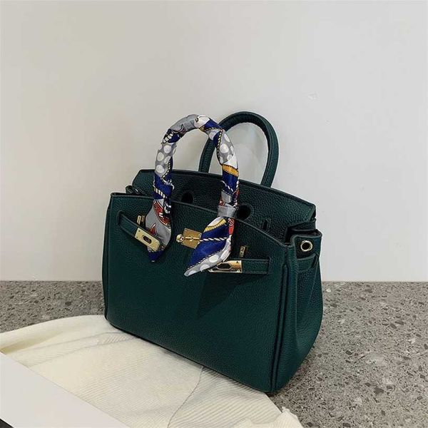 ladies bags 47%off new fashion pattern classic shoulder trend messenger portable women's bag design handbags for women
ladies bags 47%off new fashion pattern classic shoulder trend messenger portable women's bag design handbags for women