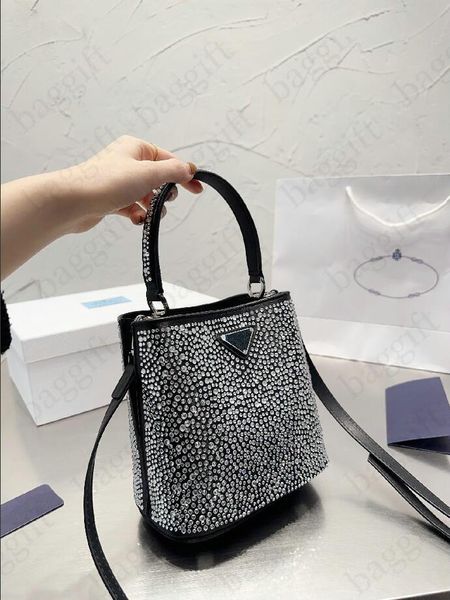 cross body crystal cleo mini tote bucket bag triangle patent / crystal luxury brand cross body diamonds handbag
cross body crystal cleo mini tote bucket bag triangle patent / crystal luxury brand cross body diamonds handbag