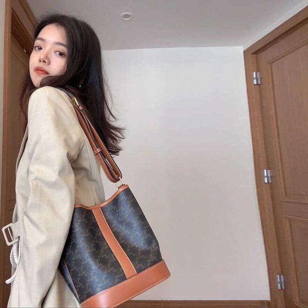 purses and handbags women bag women's single shoulder messenger large capacity bag 68%off new design tassel bags for woman
purses and handbags women bag women's single shoulder messenger large capacity bag 68%off new design tassel bags for woman