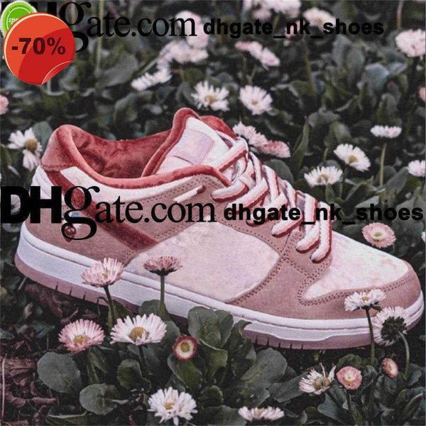 sandals women designer man sb sneakers casual trainers run strangelove dunksb low shoes men fashion 35 size us 13 14 dunking big kid boys eu, Black
sandals women designer man sb sneakers casual trainers run strangelove dunksb low shoes men fashion 35 size us 13 14 dunking big kid boys eu, Black