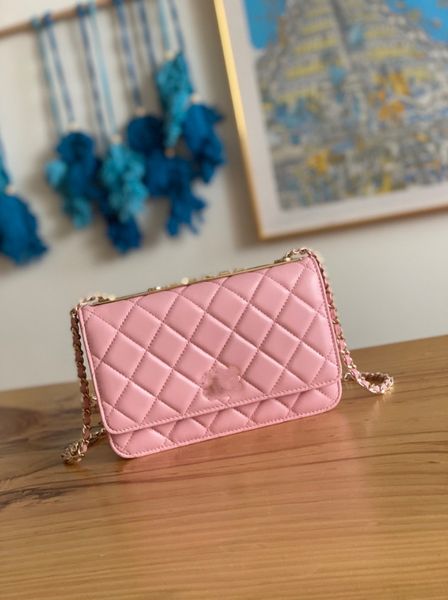 luxury brand totes tote bag purse shoulder bags chain bag womens fashion large-capacity messenger small square summer c86v
luxury brand totes tote bag purse shoulder bags chain bag womens fashion large-capacity messenger small square summer c86v