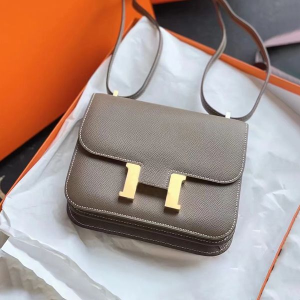 luxury clutch bags designer constances bags fashion toteswomens mans hobo bag classic brushed tote shoulder bags nylon handbagsladies wallet
luxury clutch bags designer constances bags fashion toteswomens mans hobo bag classic brushed tote shoulder bags nylon handbagsladies wallet