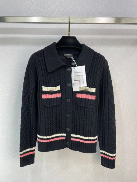 milan runway women's sweaters 2023 new spring lapel neck long sleeve women's designer sweaters brand same style coats 0218-6, White;black
milan runway women's sweaters 2023 new spring lapel neck long sleeve women's designer sweaters brand same style coats 0218-6, White;black