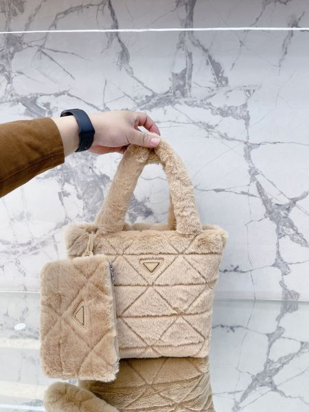 fashion designer fur handbag messenger bag women's shoulder bag handbag women's messenger bag evening handbag leisure bag
fashion designer fur handbag messenger bag women's shoulder bag handbag women's messenger bag evening handbag leisure bag