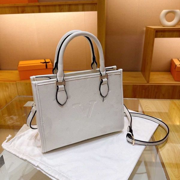 shoulder bags brand designer bags handbag crossbody bag tote bag women largecapacity shopping waterproof solid color portable shoulder messe
shoulder bags brand designer bags handbag crossbody bag tote bag women largecapacity shopping waterproof solid color portable shoulder messe