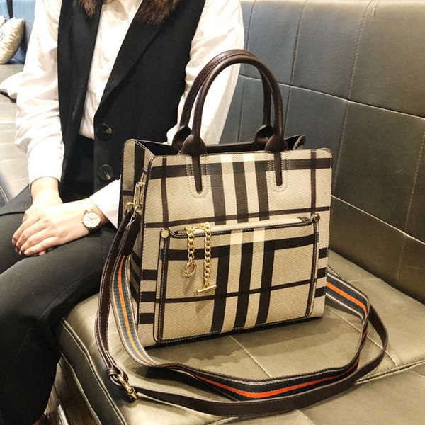 women handbag new fashion high capacity women's handheld tote leather bag ladies embossed shoulder bags
women handbag new fashion high capacity women's handheld tote leather bag ladies embossed shoulder bags