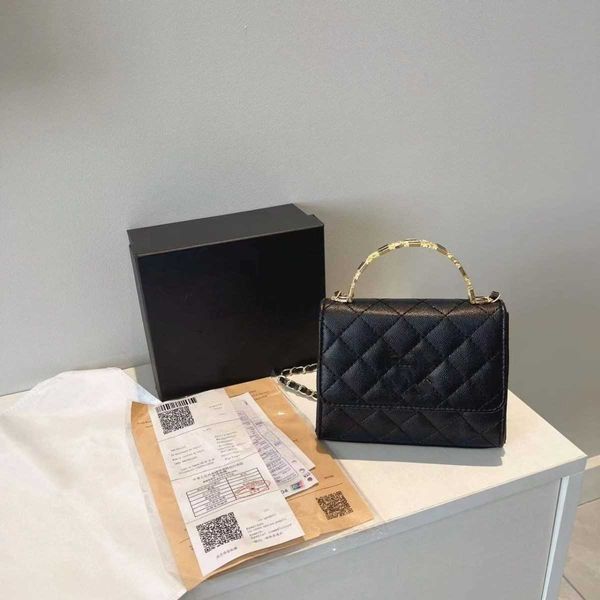 brand designer bags handbag shoulder bag tote bag small fragrant wind enamel colored diamond portable caviar package shoulder chain square b
brand designer bags handbag shoulder bag tote bag small fragrant wind enamel colored diamond portable caviar package shoulder chain square b