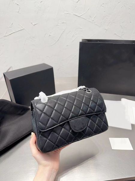 french ccity caviar diamond quilted flap square bag luxury sheepskin double flap shoulder crossbody bag fashion women's golden/silver h
french ccity caviar diamond quilted flap square bag luxury sheepskin double flap shoulder crossbody bag fashion women's golden/silver h