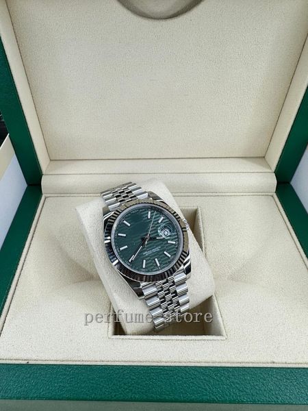 luxury wristwatch automatic 2023 qc brand datejust 41 126334 18k w gold fluted bezel mint green on the official website, Slivery;brown
luxury wristwatch automatic 2023 qc brand datejust 41 126334 18k w gold fluted bezel mint green on the official website, Slivery;brown