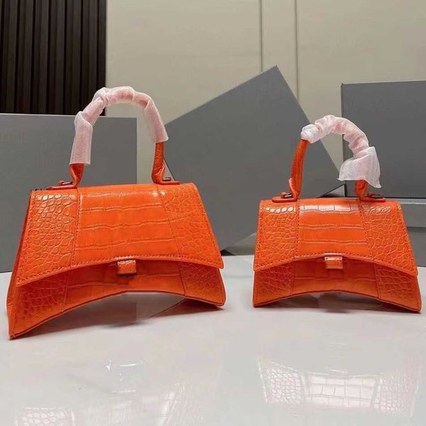 genuine leather hourglass handle crossbody bags women's men totes luxury designer fashion shopping wallet envelope card pockets
genuine leather hourglass handle crossbody bags women's men totes luxury designer fashion shopping wallet envelope card pockets