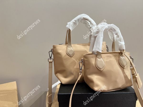 tz 3 colors nylon mini tote bag luxury shoulder crossbody bag classic triangle logo handbags zipper closure purses women shopping outdoor co
tz 3 colors nylon mini tote bag luxury shoulder crossbody bag classic triangle logo handbags zipper closure purses women shopping outdoor co