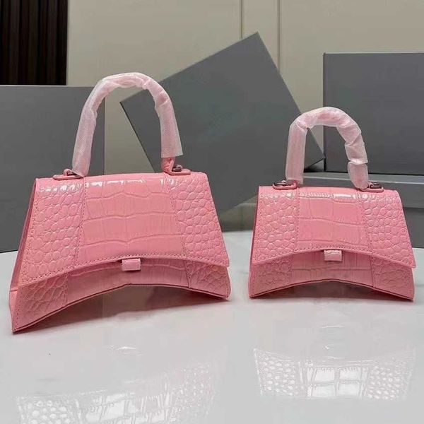 genuine leather hourglass handle crossbody bags women's men tote luxury designer fashion shopping wallet one shoulder crossbody bag
genuine leather hourglass handle crossbody bags women's men tote luxury designer fashion shopping wallet one shoulder crossbody bag