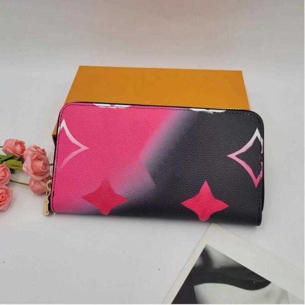 designer wallet fashion women genuine leather single long zipper wallets lady ladies long classical card holder purse 60017 with box and dus, Red;black
designer wallet fashion women genuine leather single long zipper wallets lady ladies long classical card holder purse 60017 with box and dus, Red;black