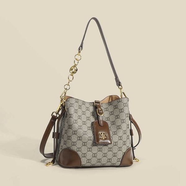 fashion shoulder bags for women 70%off design portable single-shoulder large-capacity women's bag handbags woman bag purse
fashion shoulder bags for women 70%off design portable single-shoulder large-capacity women's bag handbags woman bag purse