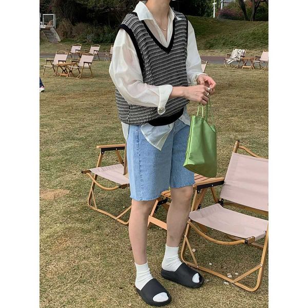 yuanpai bluepops 2023 spring new lapel silk women's korean version loose solid color long-sleeved shirt, White
yuanpai bluepops 2023 spring new lapel silk women's korean version loose solid color long-sleeved shirt, White