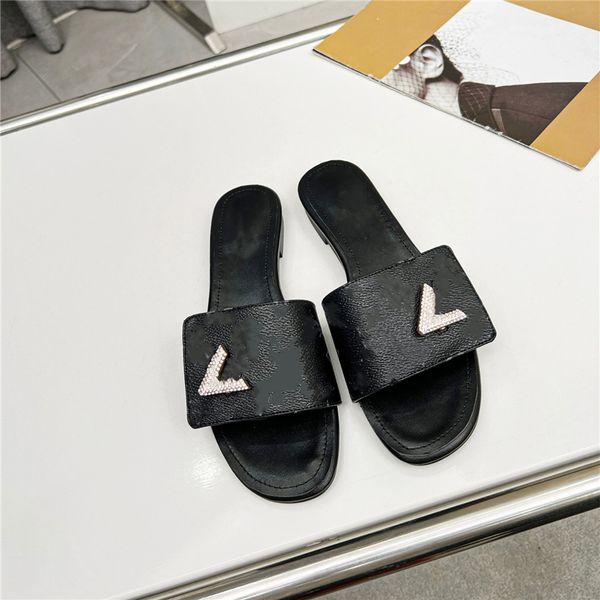 fashion slippers 2023 louiseity luxury design summer men flat women slope heel leather rubber letter logo casual sandals viutonity 05-006, Black
fashion slippers 2023 louiseity luxury design summer men flat women slope heel leather rubber letter logo casual sandals viutonity 05-006, Black