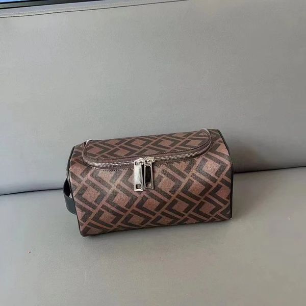 designer cosmetic bags fashion men and women clutch handbag luxury cases ffletter printed makeup bag with dustbag daily toiletry pouch trave
designer cosmetic bags fashion men and women clutch handbag luxury cases ffletter printed makeup bag with dustbag daily toiletry pouch trave