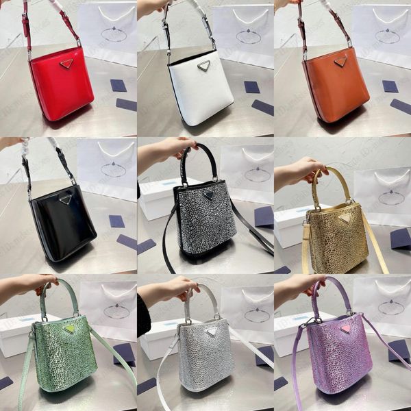 cleo crystal bucket bag designers brand triangle logo patent / crystal leather luxury diamonds women handbag cross body
cleo crystal bucket bag designers brand triangle logo patent / crystal leather luxury diamonds women handbag cross body