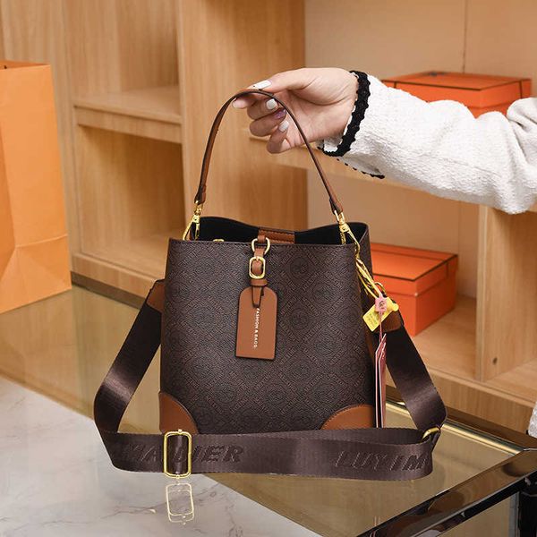 purses and handbags women bag large capacity portable one-shoulder cross-body texture women's bag 68%off new design tassel bags for wom
purses and handbags women bag large capacity portable one-shoulder cross-body texture women's bag 68%off new design tassel bags for wom