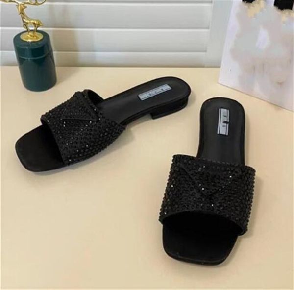 classic designer slippers women's luxury pearl rhinestone slippers sandals platform leisure summer wide flat beach sandals size 35-42, Black
classic designer slippers women's luxury pearl rhinestone slippers sandals platform leisure summer wide flat beach sandals size 35-42, Black