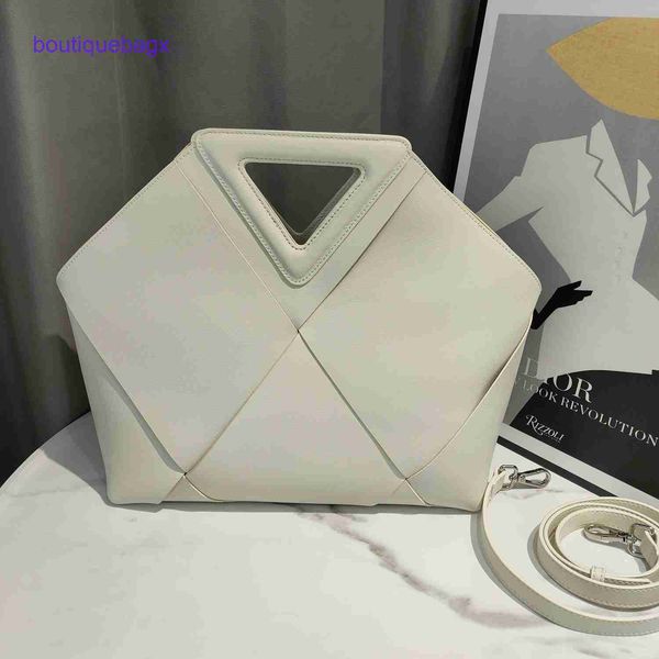 bottegs venets point bags online shop 2023 new spring summer big cowhide tote women's large capacity woven handbag commuter crossbody s
bottegs venets point bags online shop 2023 new spring summer big cowhide tote women's large capacity woven handbag commuter crossbody s