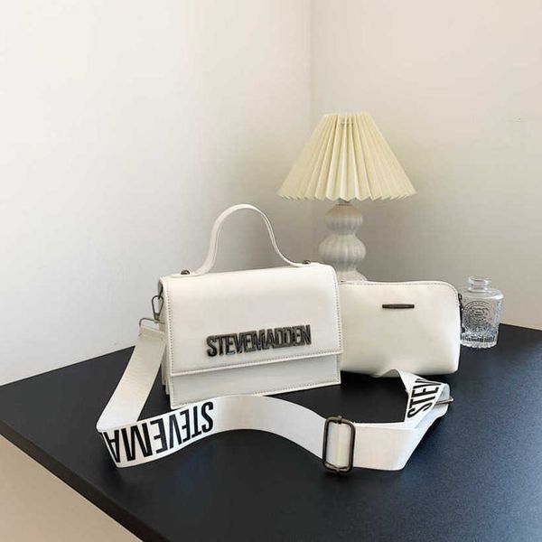 quality women handbag hand new women's fashion letter small square single messenger women's bag ladies embossed shoulder luxury de
quality women handbag hand new women's fashion letter small square single messenger women's bag ladies embossed shoulder luxury de