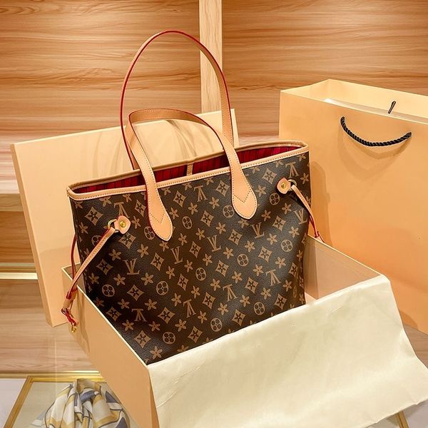 designer hand bag women's 2023 new leather print tote bag large capacity out shoulder bag retro women's bag
designer hand bag women's 2023 new leather print tote bag large capacity out shoulder bag retro women's bag