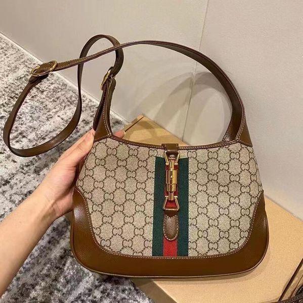 jackie 1961 luxury designer shoulder woemn fashion bags duffle tote nylon leather handbag crossbody bag famous handbags lady wallet purses h
jackie 1961 luxury designer shoulder woemn fashion bags duffle tote nylon leather handbag crossbody bag famous handbags lady wallet purses h