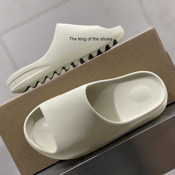 men's slippers luxury designer brand comfortable soft large flat coconut slipper dust bag with box size38-46 slide, Black
men's slippers luxury designer brand comfortable soft large flat coconut slipper dust bag with box size38-46 slide, Black