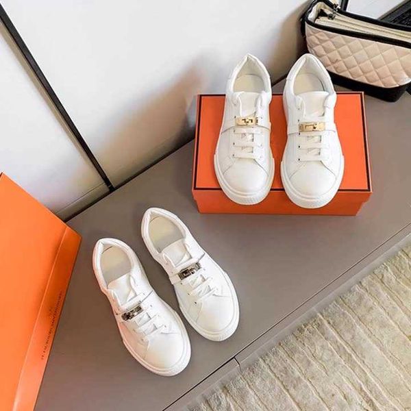 2023 new h-family white women's leather thick sole metal buckle shoes stars' tie up casual sneakers, Black
2023 new h-family white women's leather thick sole metal buckle shoes stars' tie up casual sneakers, Black
