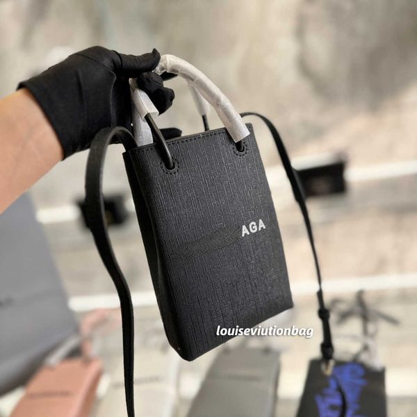 designer bags face high shoulder value bags solid color bag fashionable and portable tiktok net red the same high-end versatile portable one
designer bags face high shoulder value bags solid color bag fashionable and portable tiktok net red the same high-end versatile portable one